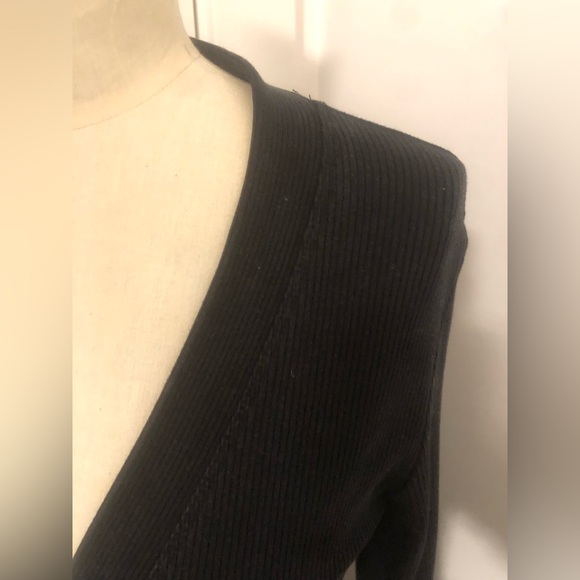 Wilfred Black Dress Size L Stretch fits size 6-8 - Picture 3 of 3